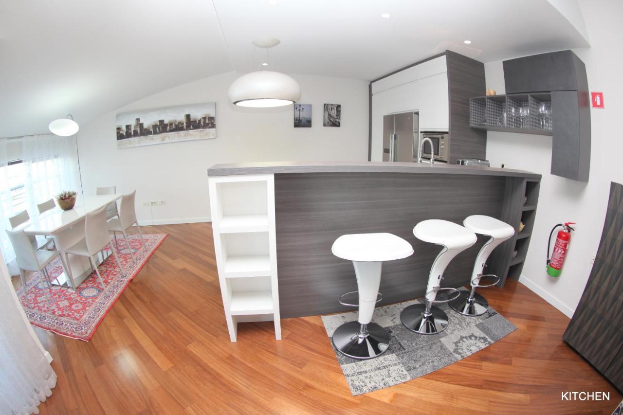 Luxury Marina View Apartment إيزولا المظهر الخارجي الصورة